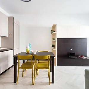 https://appartamento-caltagirone.it-lombardy.com
